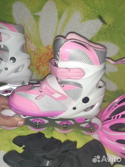 Роликовые коньки детские с защитой