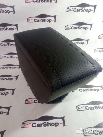 Подлокотник Шкода Октавия А7 Skoda Octavia A7