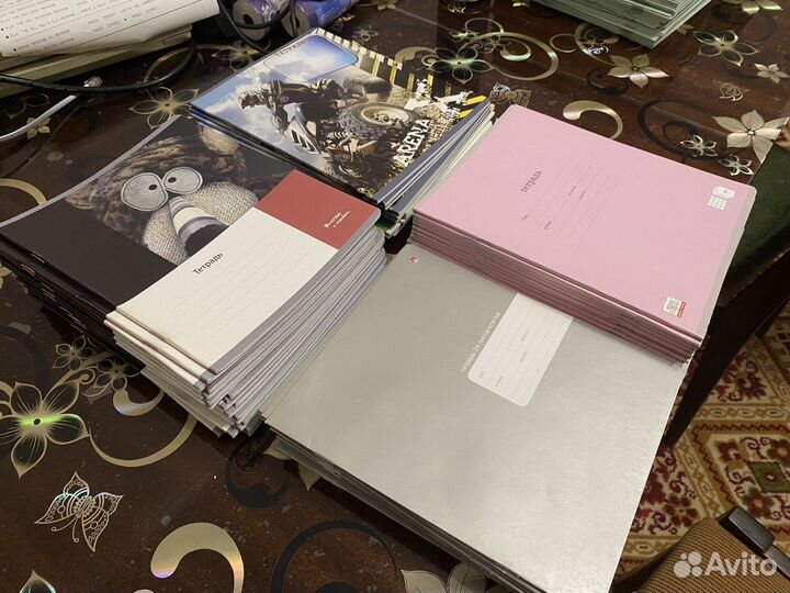 Тетради 24 листа в клетку 45 штук