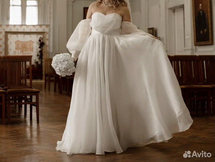 Свадебное платье