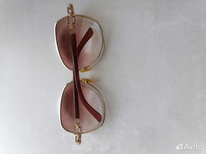 Солнцезащитные очки женские