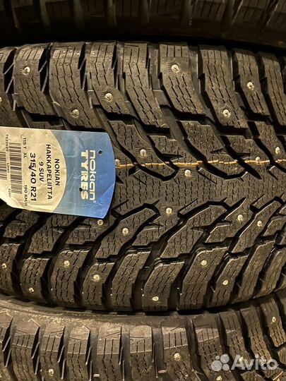 Nokian Tyres Hakkapeliitta 9 SUV 275/45 R21 и 315/40 R21