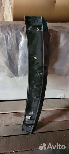 Спойлер на крышку багажника