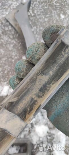 Накладка петли багажника W210