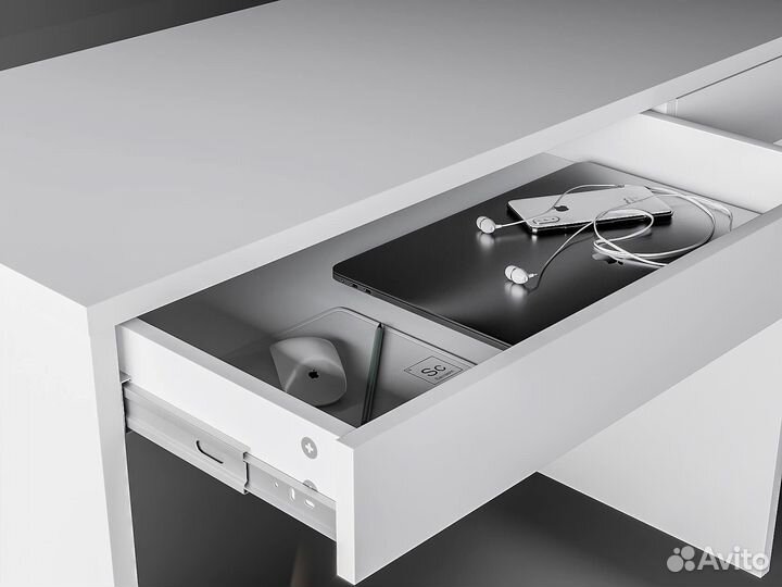 Письменный стол 