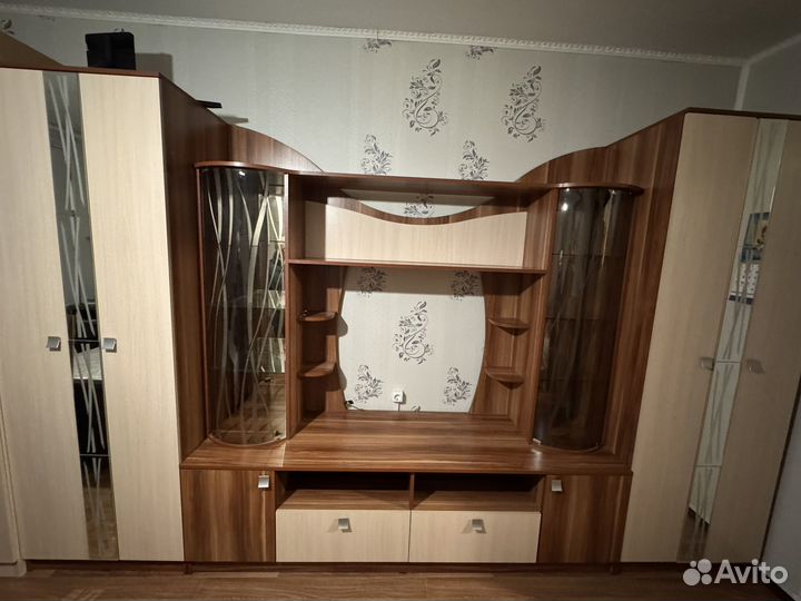 Современная стенка