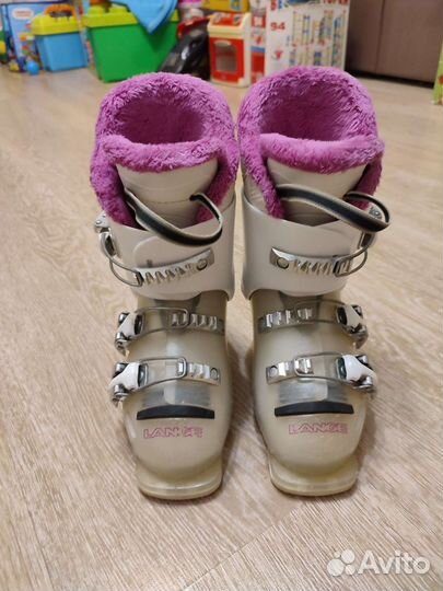 Горнолыжные ботинки детские