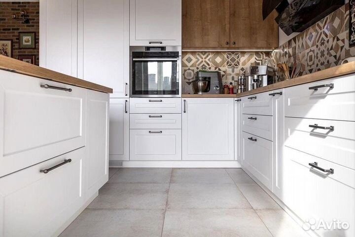 Кухонный гарнитур на заказ под ключ
