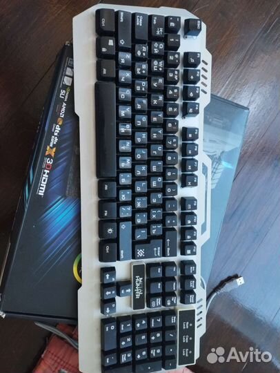 Игровая клавиатура Metal Hunter