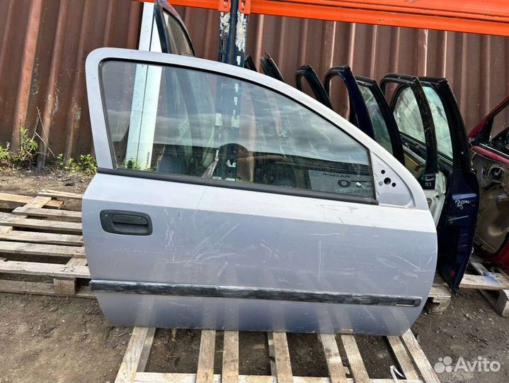 Дверь передняя правая OpelAstra G2001