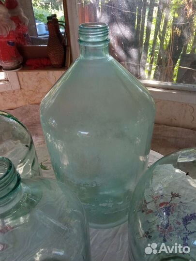 Бутыли стеклянные