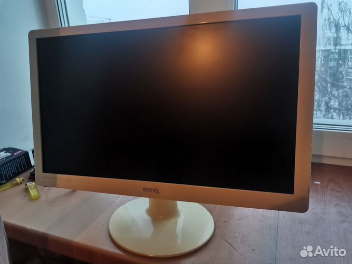 Монитор 22 с hdmi