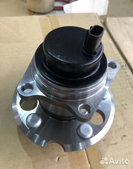 Ступица задняя Toyota Avensis T220 / Rav4 ll A20