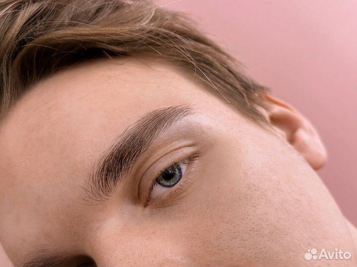 Мужской бровист