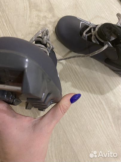 Лыжные ботинки