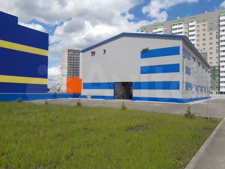 Продам здание 1950 м2