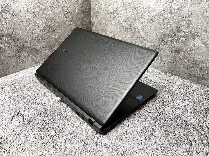 Ноутбук Acer 4 ядра, ssd диск