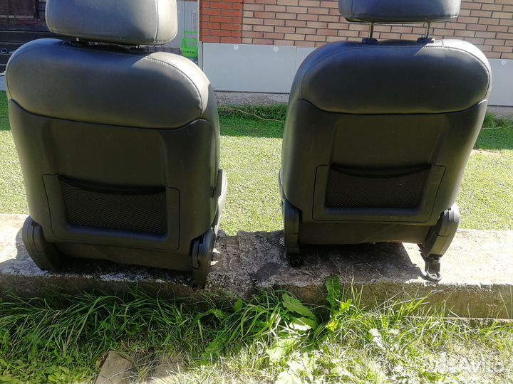 Кожаные сиденья Хундай Санта Фе