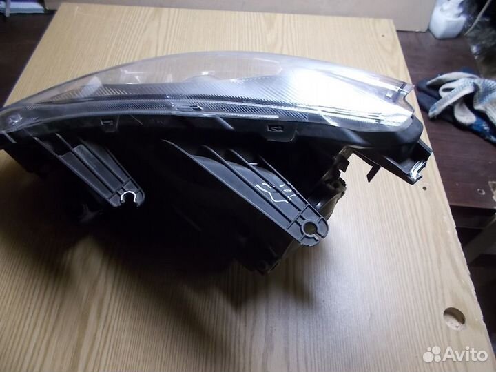 Фара правая Чери Тигго Т11 Chery Tiggo T11 Led