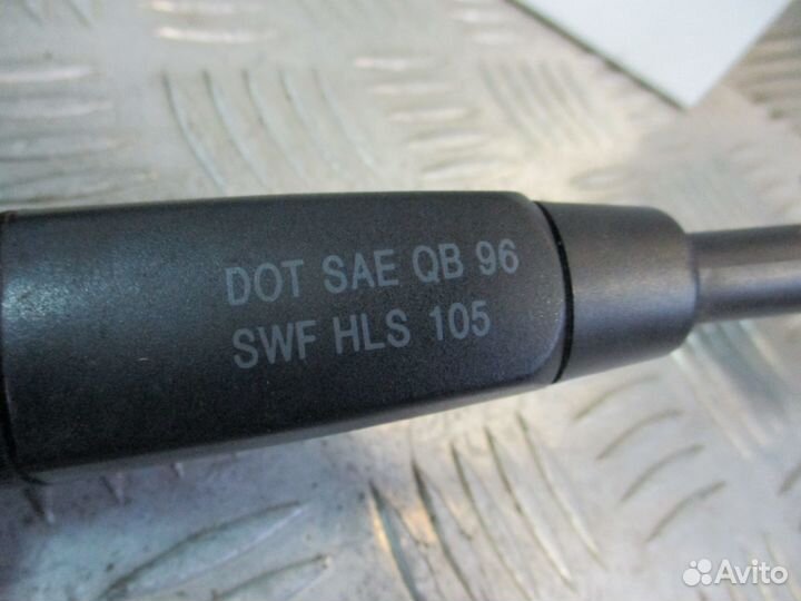 Переключатель подрулевой Mercedes Benz W210 3.2л