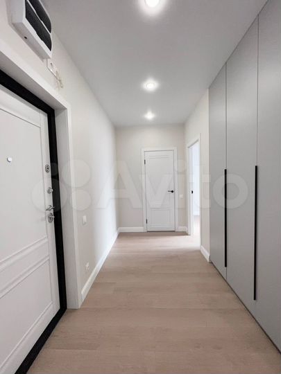 2-к. квартира, 58 м², 6/16 эт.