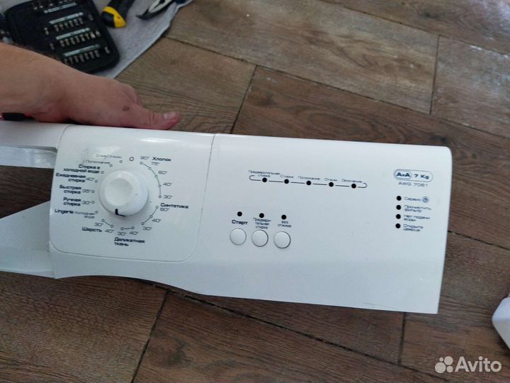 Стиральная машина Whirlpool WF-R1061