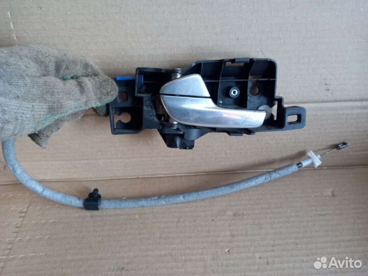 Ручка передняя левая с тросом Ford Mondeo 4