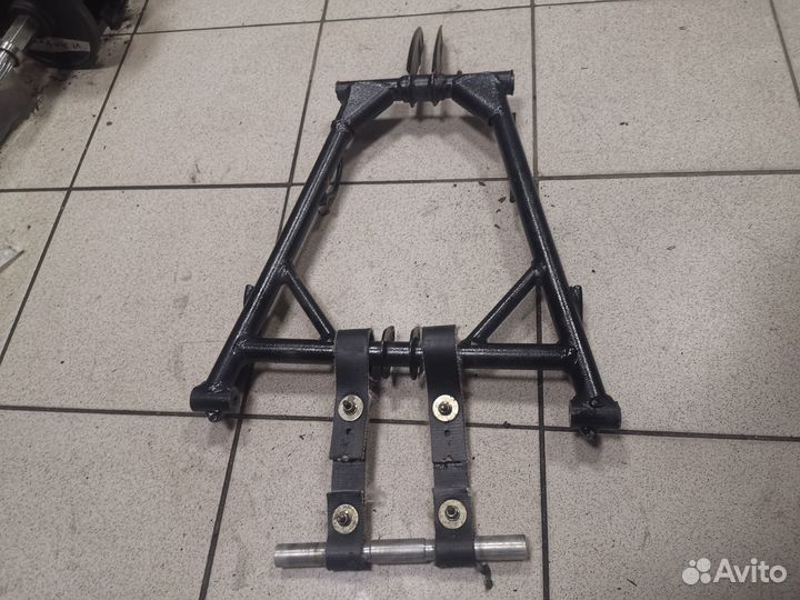 Маятник передний Arctic Cat xf800