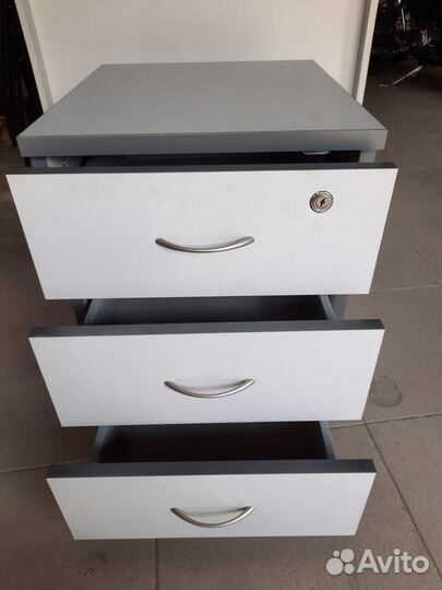 Тумбочка офисная бу