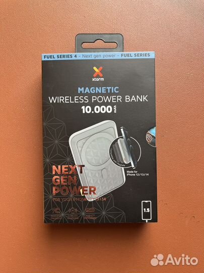 Powerbank Xtorm магнитный прорезиненный