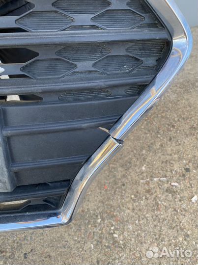 Решетка радиатора Hyundai Solaris 2