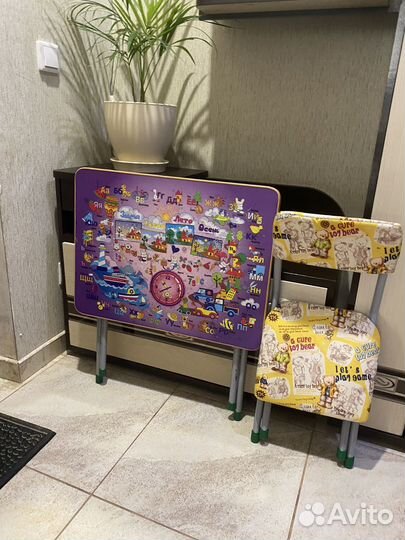 Детский стол и стул