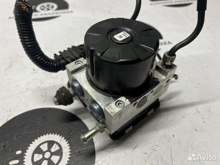 Блок abs Mercedes-Benz X-Class W470 OM642 2019