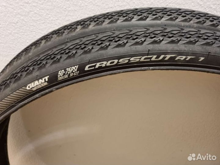 Giant crosscut best sale at2 tubeless 700x38c