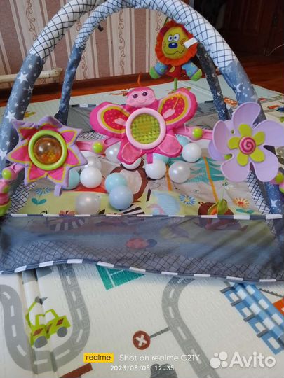 Развивающий коврик и игрушка на коляску