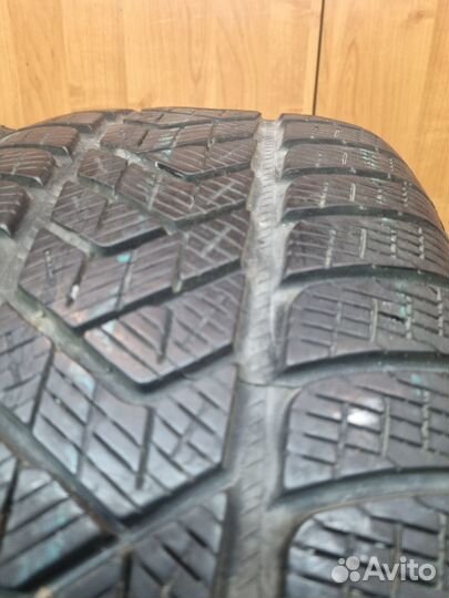 Pirelli Scorpion Winter 235/55 R18