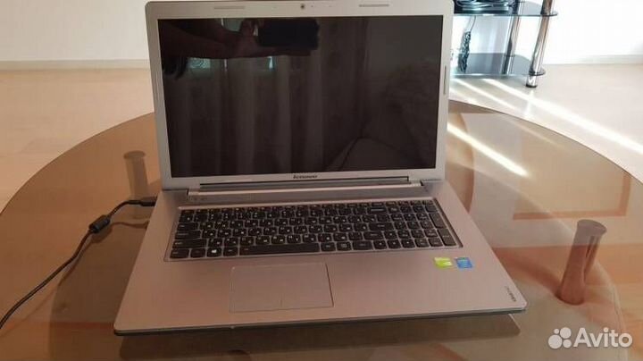 Lenovo ideapad Z710