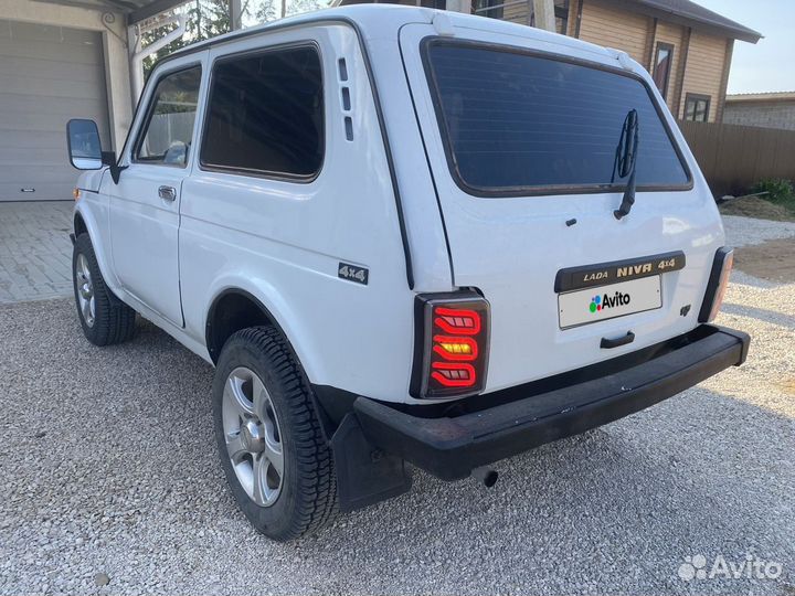 LADA 4x4 (Нива) 1.7 МТ, 2003, 121 000 км