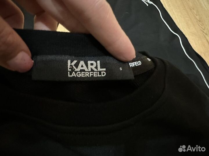 Karl lagerfeld костюм