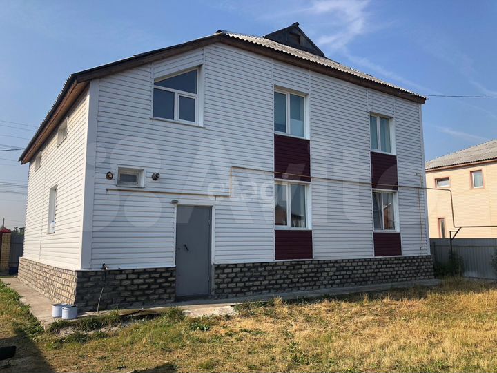 Коттедж 157,2 м² на участке 10,5 сот.