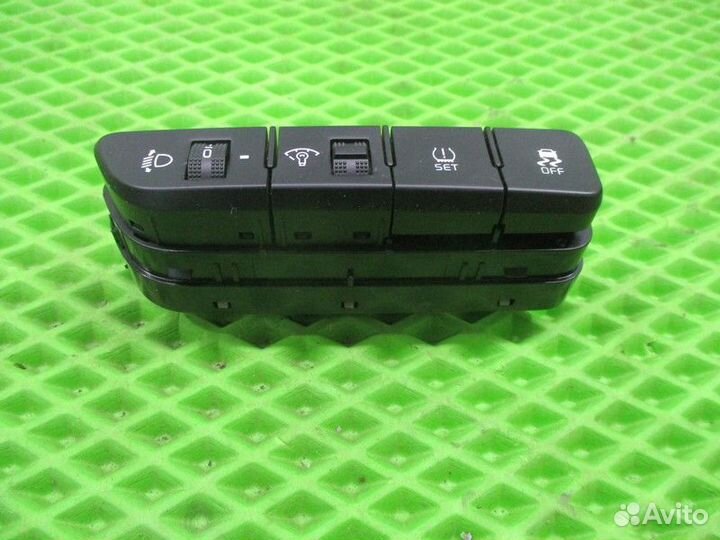 Блок кнопок Kia Rio 4 FB