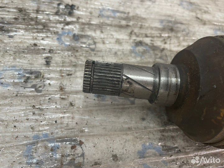 Привод передний Opel Zafira A F75 Z22SE 2005