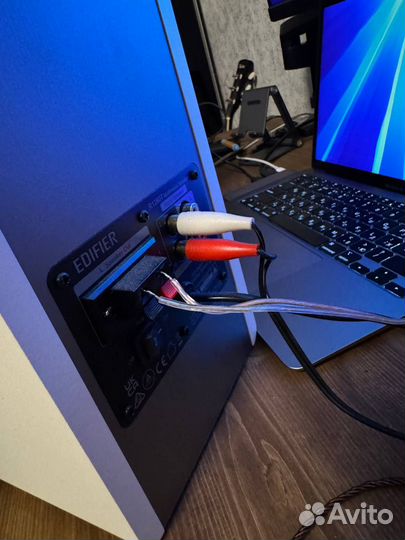 Колонки Edifier R1280T