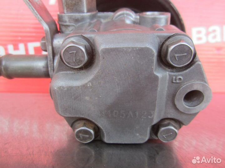 Насос гур Kia Carnival UP/GQ J3 2004