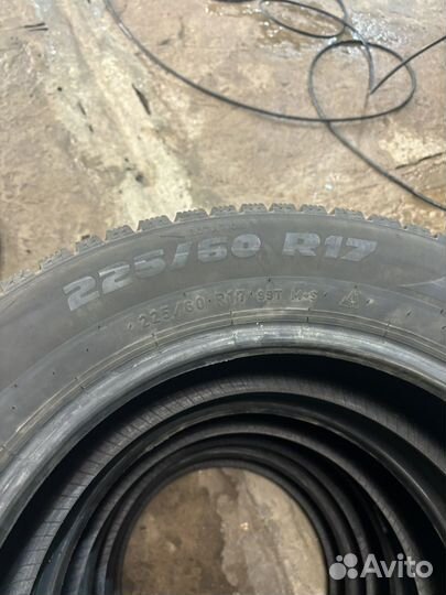 Formula Ice 225/60 R17 20B