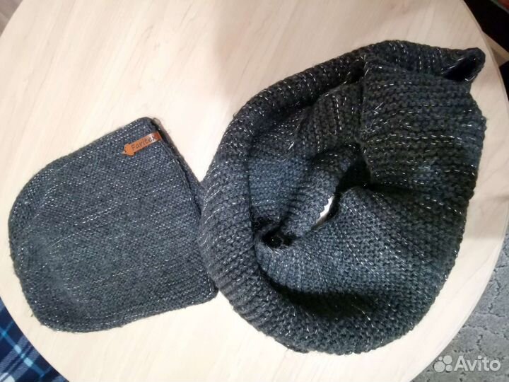 Зимняя шапка и снуд