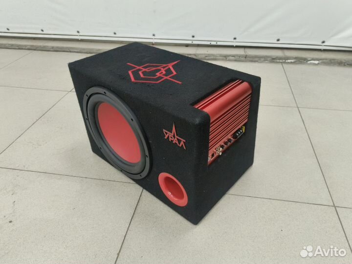 Активный сабвуфер