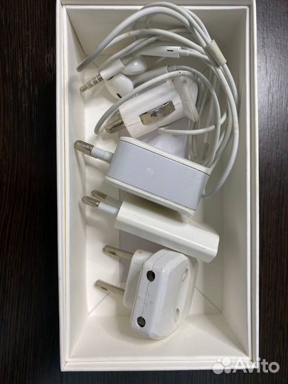 Зарядное устройство