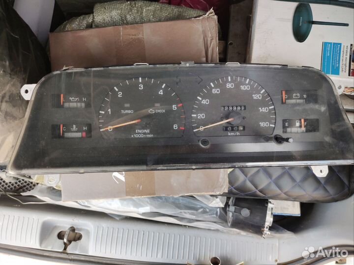 Панель приборов toyota Hilux Surf KZN130