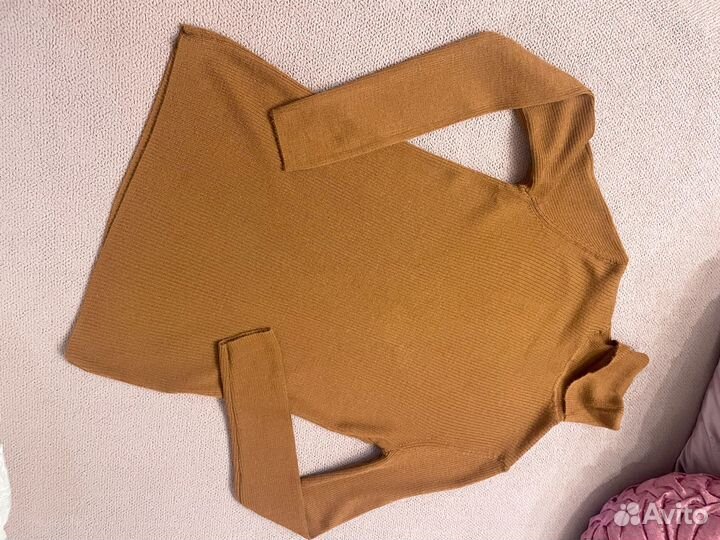 Uniqlo водолазка р44/46 нежная шерсть